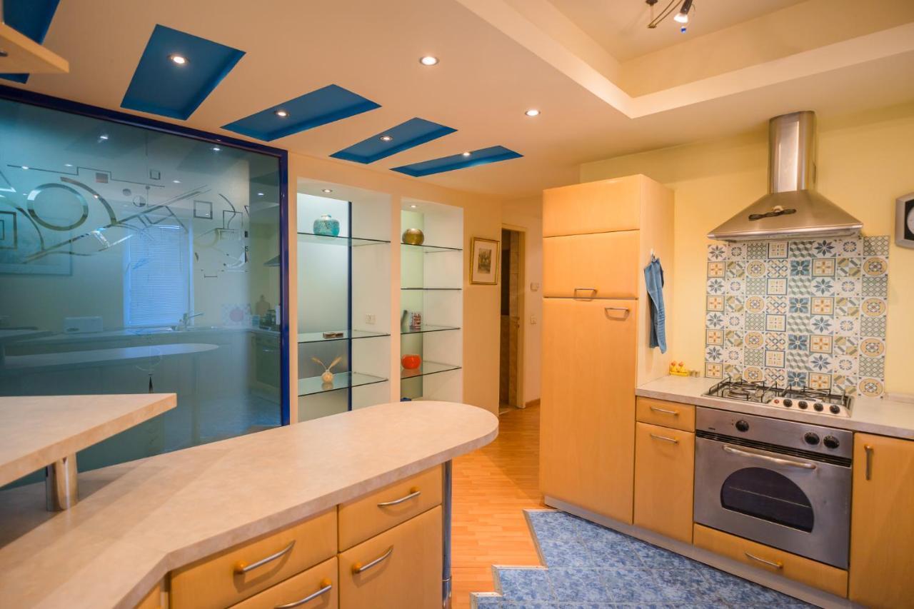 Artsy 3br Flat In Primaverii - Exlcusive Area דירה