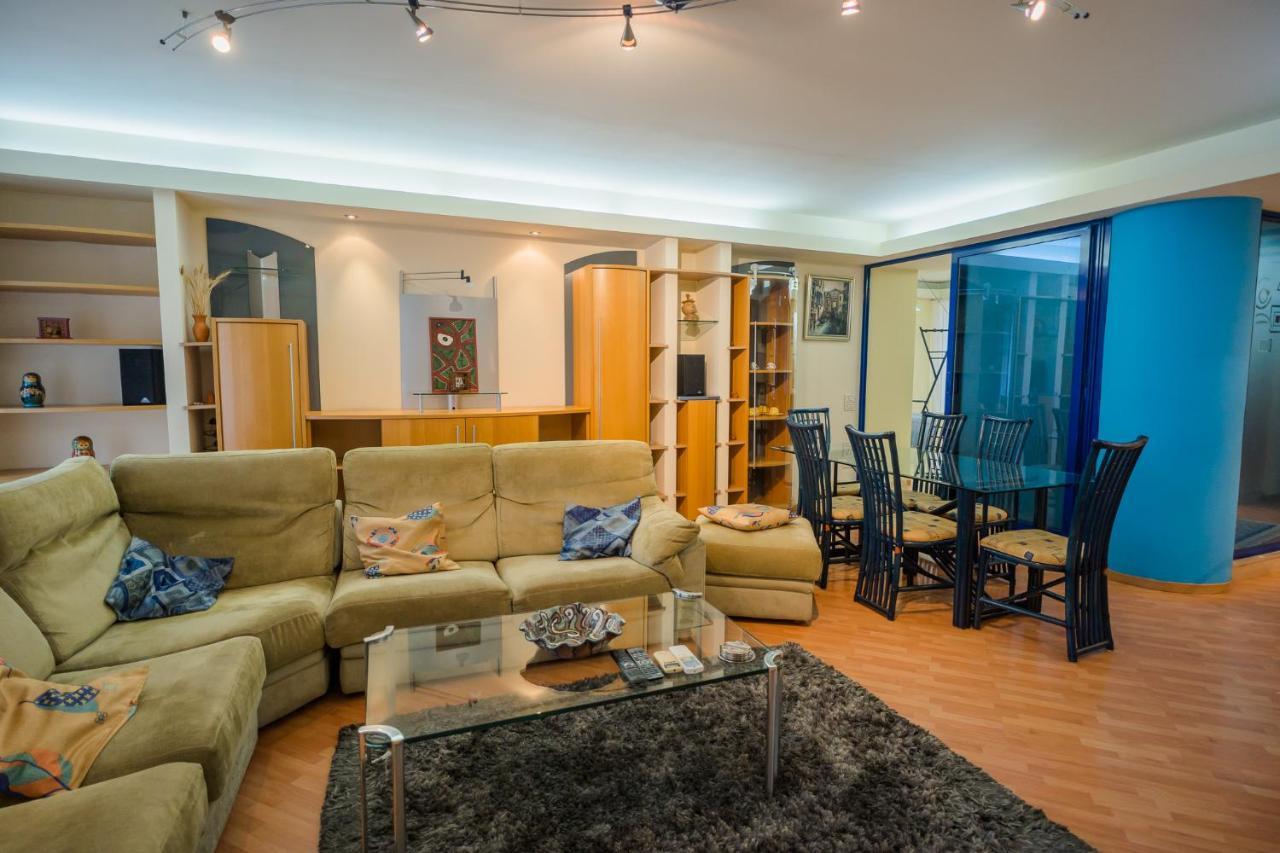 Artsy 3br Flat In Primaverii - Exlcusive Area בוקרשט