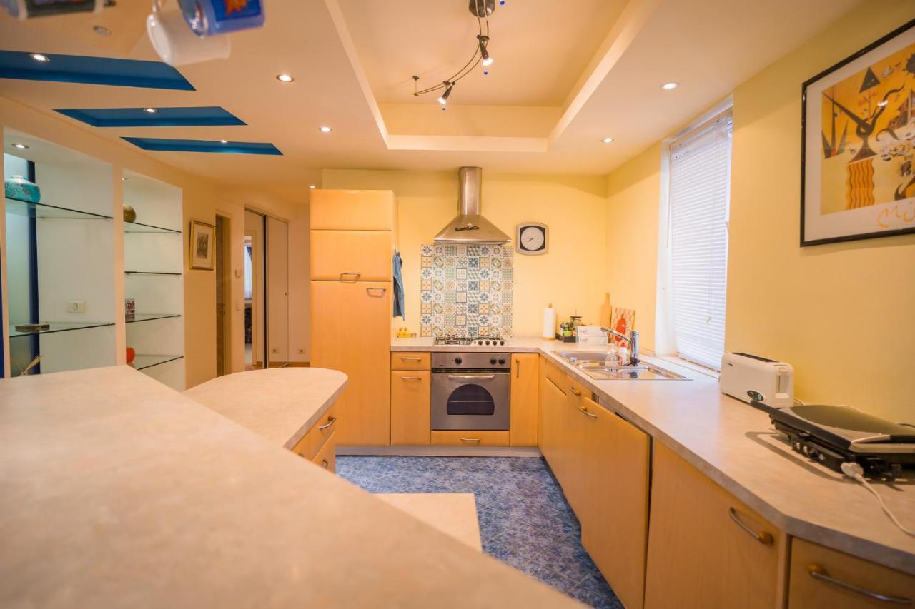 Artsy 3br Flat In Primaverii - Exlcusive Area בוקרשט
