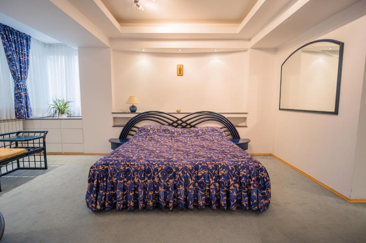 Artsy 3br Flat In Primaverii - Exlcusive Area בוקרשט